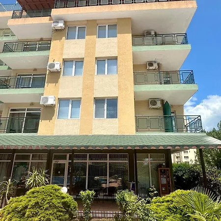 пасат Apartment